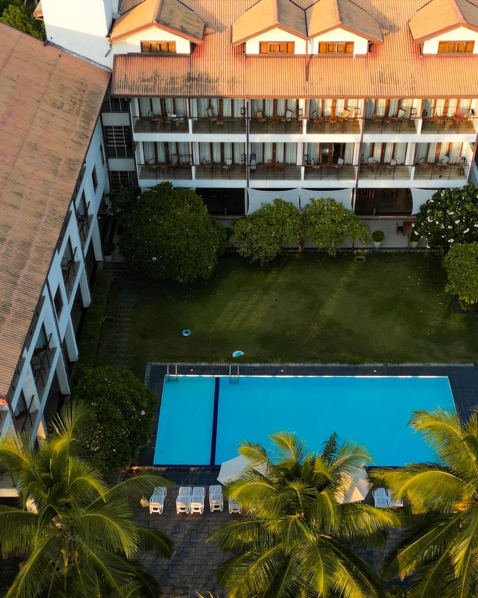 Cardamon Hotel 3*